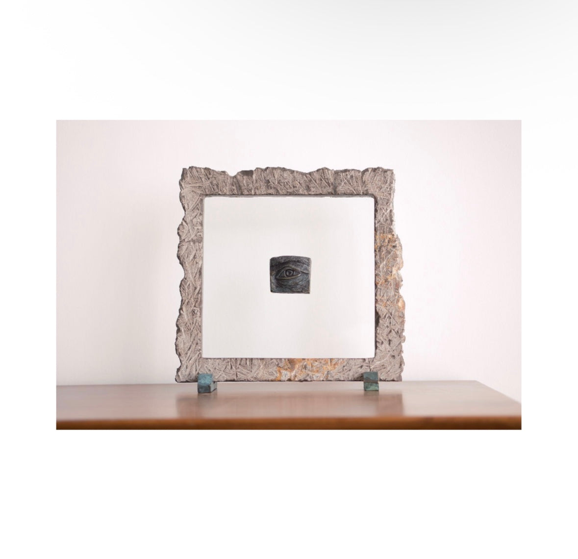 Ojo de bronce verde azulado – El Ojo de la Nostalgia